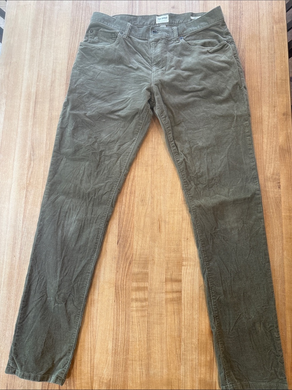 Todd Snyder Olive Green / Tan Corduroy Slim fit Straight-Leg Pants